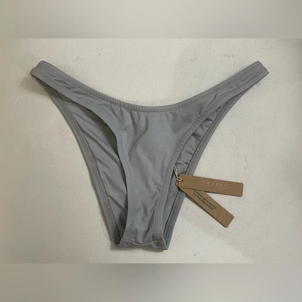 Skims SET NWT One-Shoulder Gray Chrome Bikini Set Size S